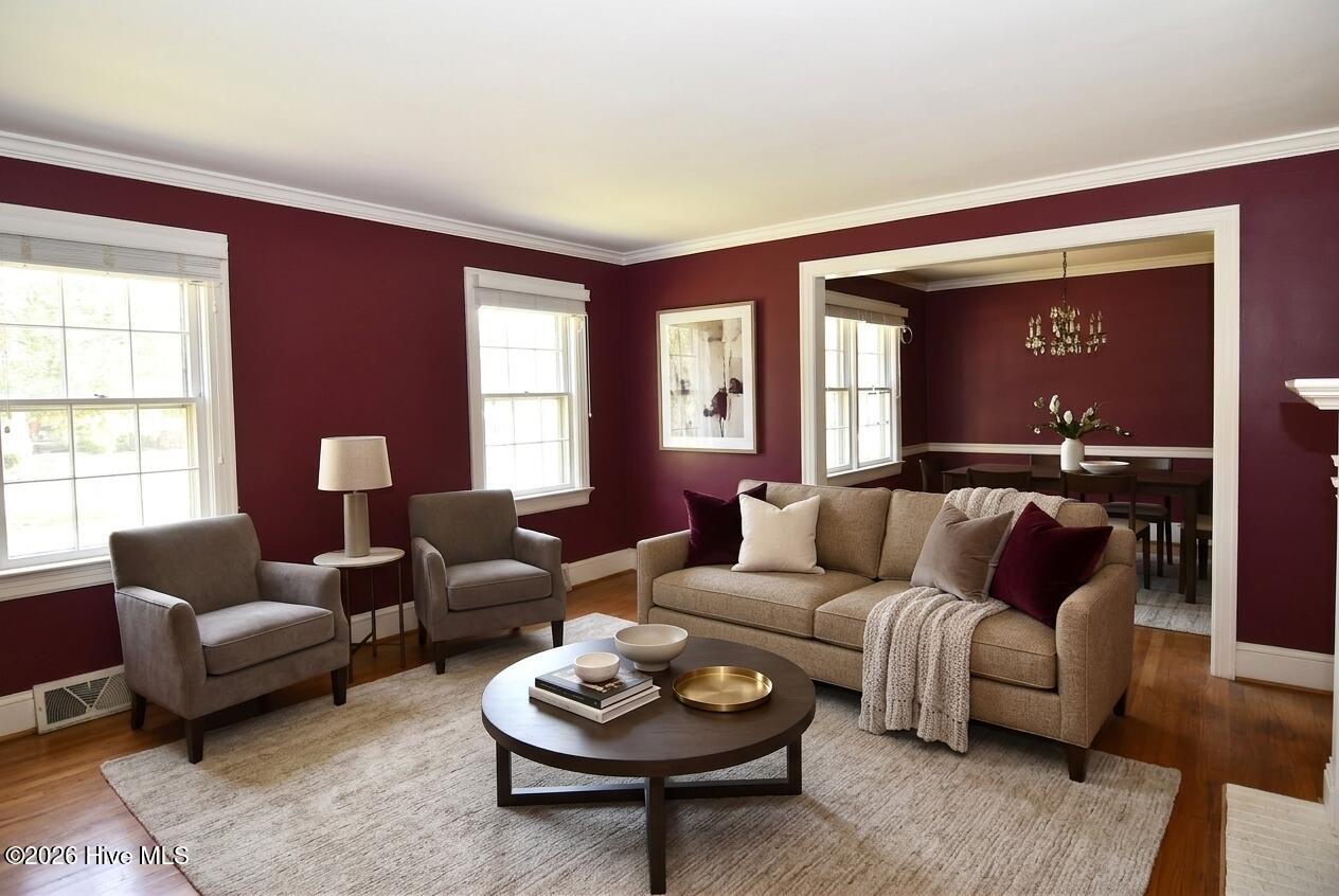 111 Fairlane Road Greenville, NC 27834 - Photo 23 of 27 Ai enhanced Living Room