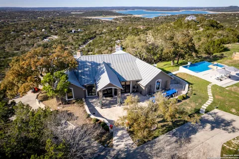 $2,799,000 | 2471 Village Oak, Canyon Lake, TX 78133