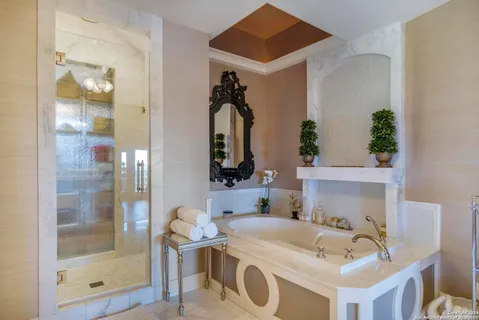 $2,799,000 | 2471 Village Oak, Canyon Lake, TX 78133