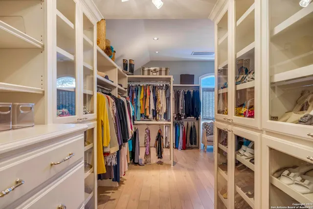 $2,799,000 | 2471 Village Oak, Canyon Lake, TX 78133