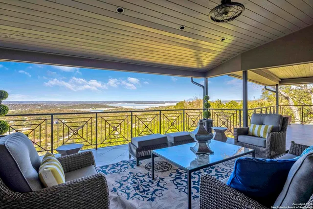 $2,799,000 | 2471 Village Oak, Canyon Lake, TX 78133