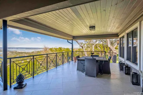 $2,799,000 | 2471 Village Oak, Canyon Lake, TX 78133