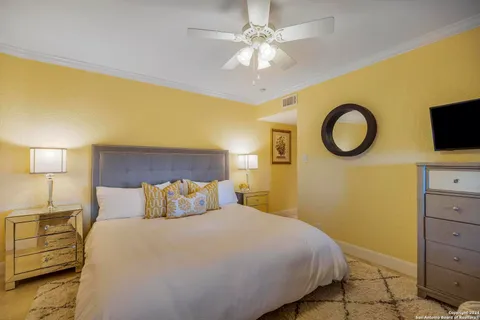 $2,799,000 | 2471 Village Oak, Canyon Lake, TX 78133