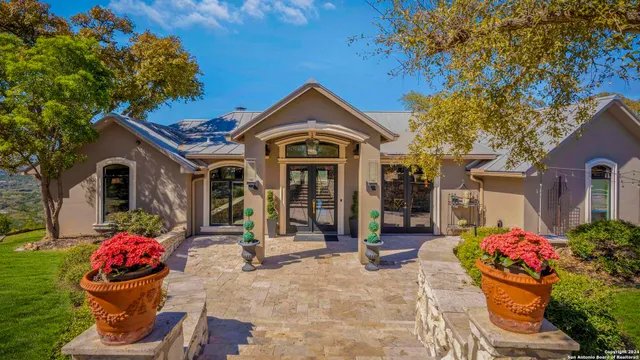 $2,799,000 | 2471 Village Oak, Canyon Lake, TX 78133