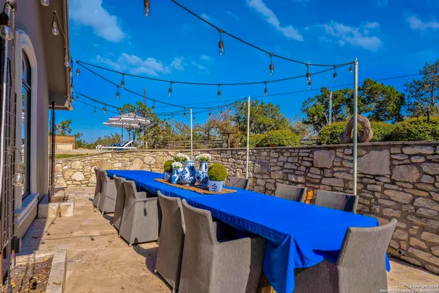 $2,799,000 | 2471 Village Oak, Canyon Lake, TX 78133