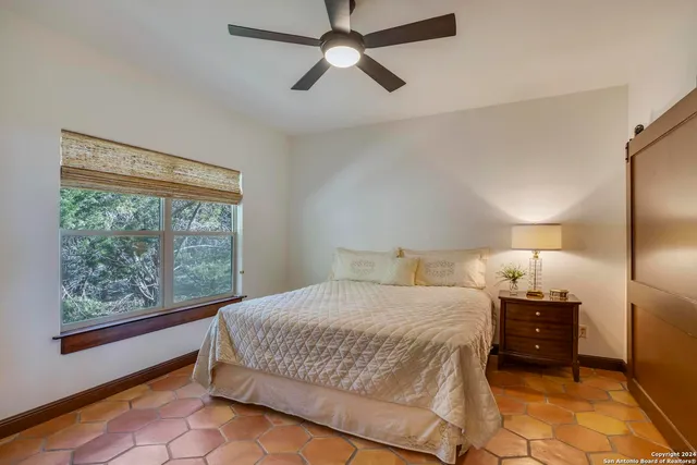 $2,799,000 | 2471 Village Oak, Canyon Lake, TX 78133