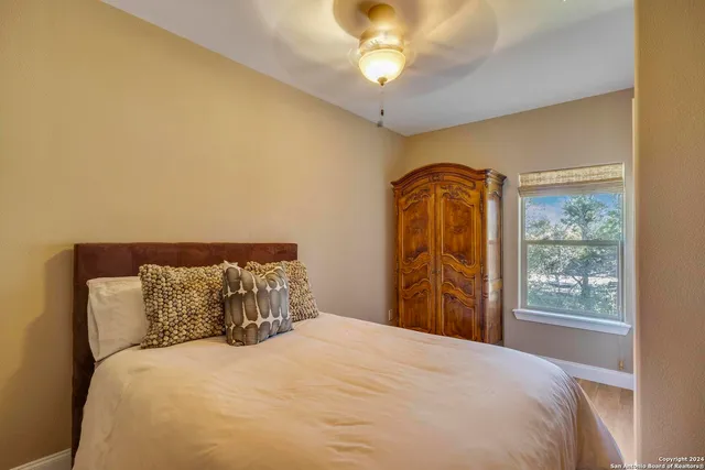 $2,799,000 | 2471 Village Oak, Canyon Lake, TX 78133