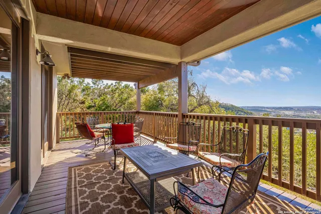 $2,799,000 | 2471 Village Oak, Canyon Lake, TX 78133