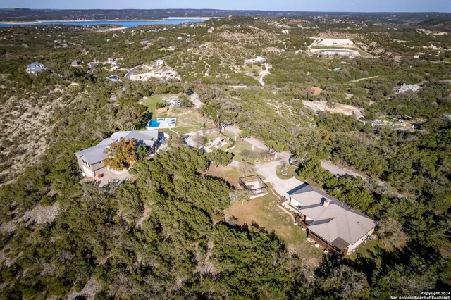 $2,799,000 | 2471 Village Oak, Canyon Lake, TX 78133