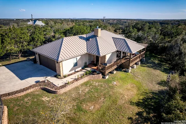 $2,799,000 | 2471 Village Oak, Canyon Lake, TX 78133