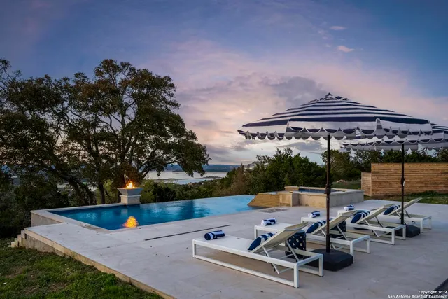 $2,799,000 | 2471 Village Oak, Canyon Lake, TX 78133