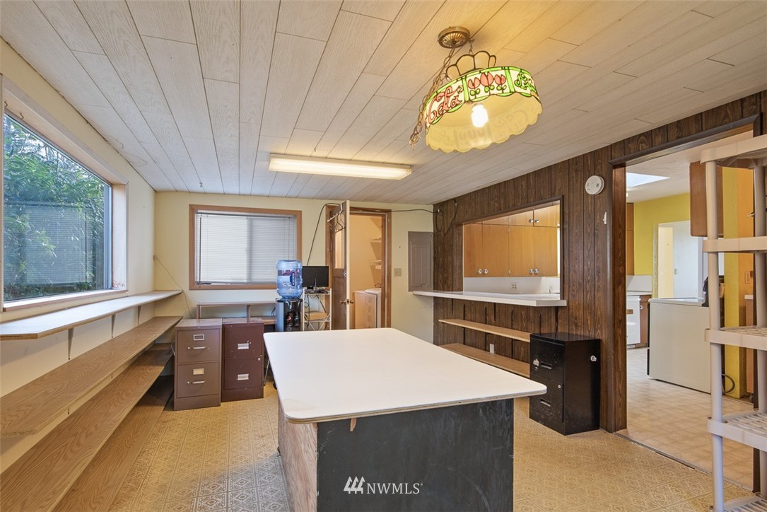 20338 East Stackpole Road Mount Vernon, WA 98274 - Photo 11 of 40 Gallery Image 11