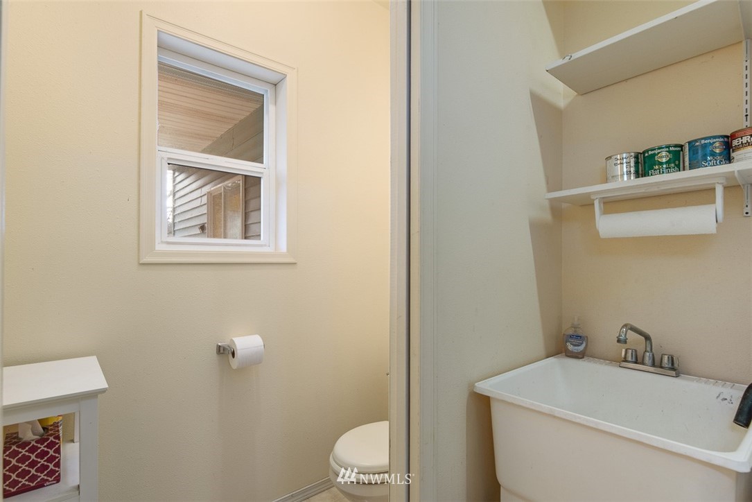 20338 East Stackpole Road Mount Vernon, WA 98274 - Photo 14 of 40 Gallery Image 14