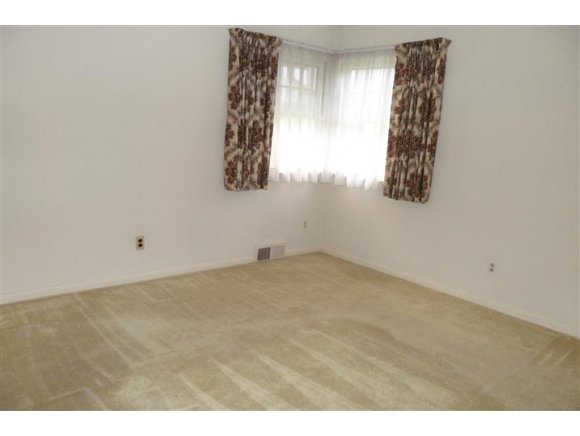 172 Virginia Avenue Johnson City, NY 13790 - Photo 13 of 20