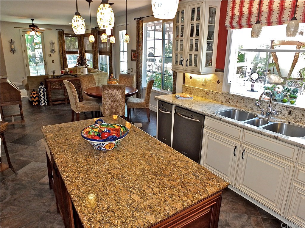 5501 Windward Avenue Long Beach, CA 90814 - Photo 15 of 36