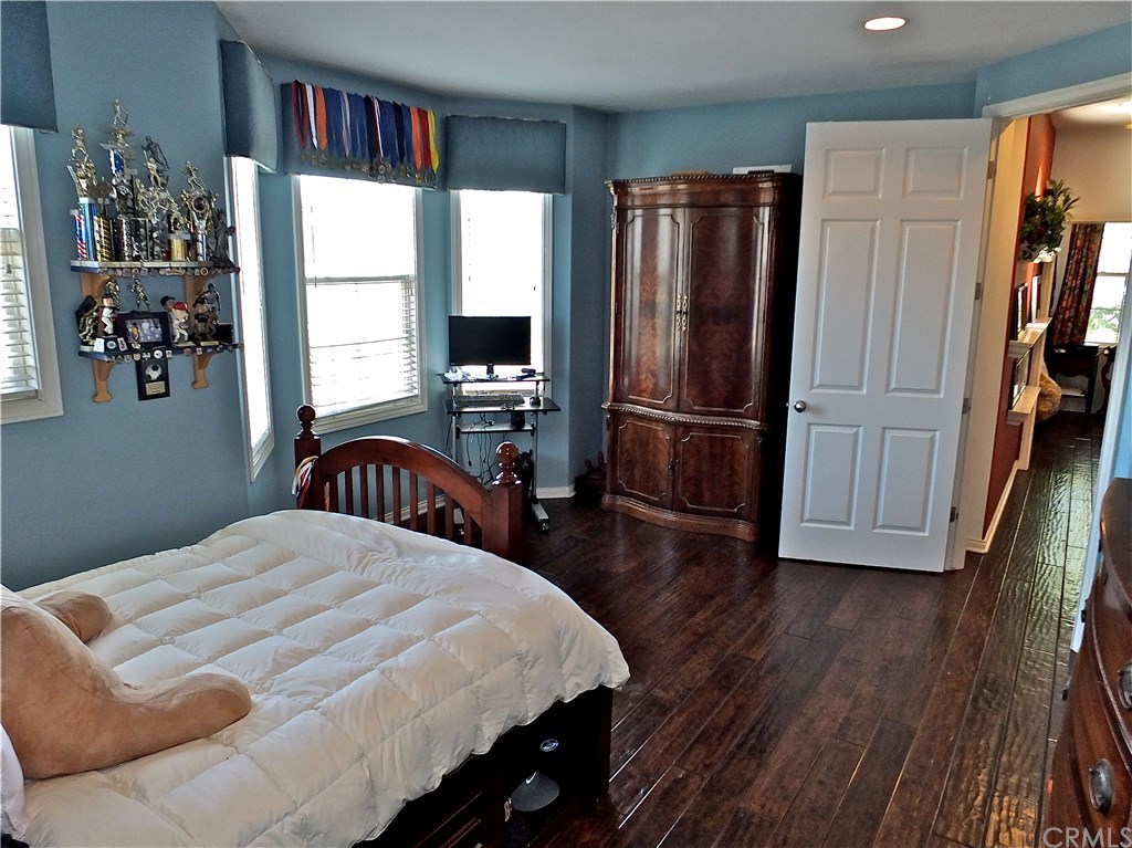 5501 Windward Avenue Long Beach, CA 90814 - Photo 33 of 36