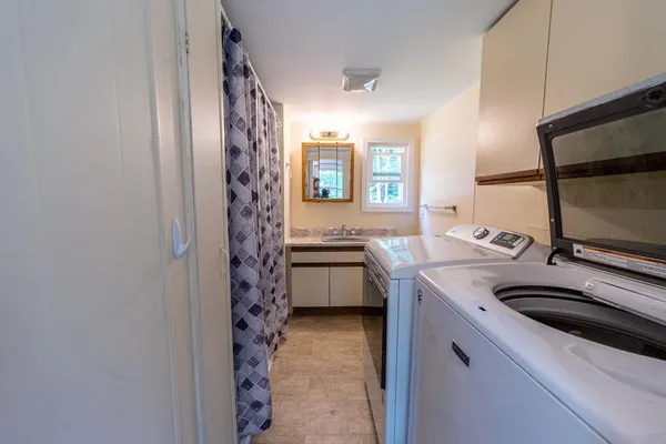 $1,895 | 368 N Road, Danbury, NH 03230