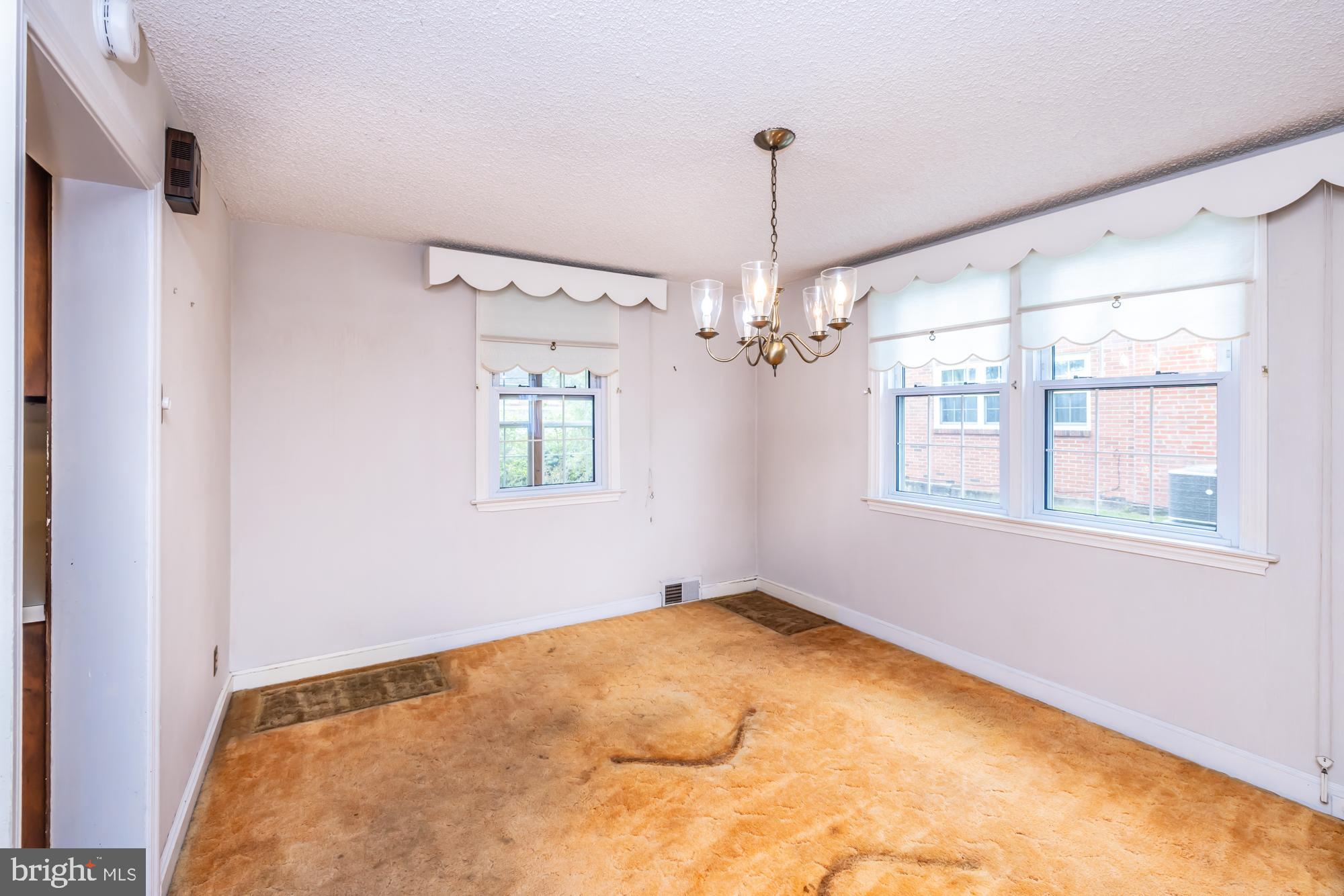 156 Flintlock Road Drexel Hill, PA 19026 - Photo 17 of 37 Gallery Image 17