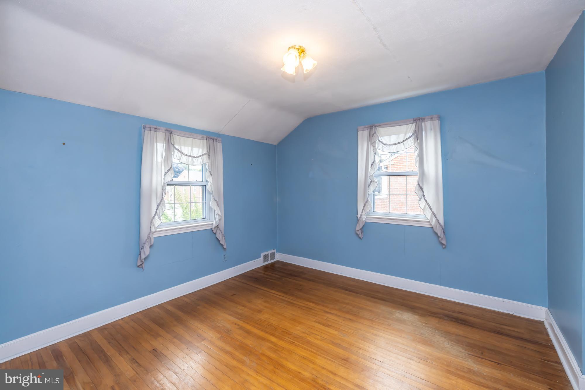 156 Flintlock Road Drexel Hill, PA 19026 - Photo 22 of 37 Gallery Image 22