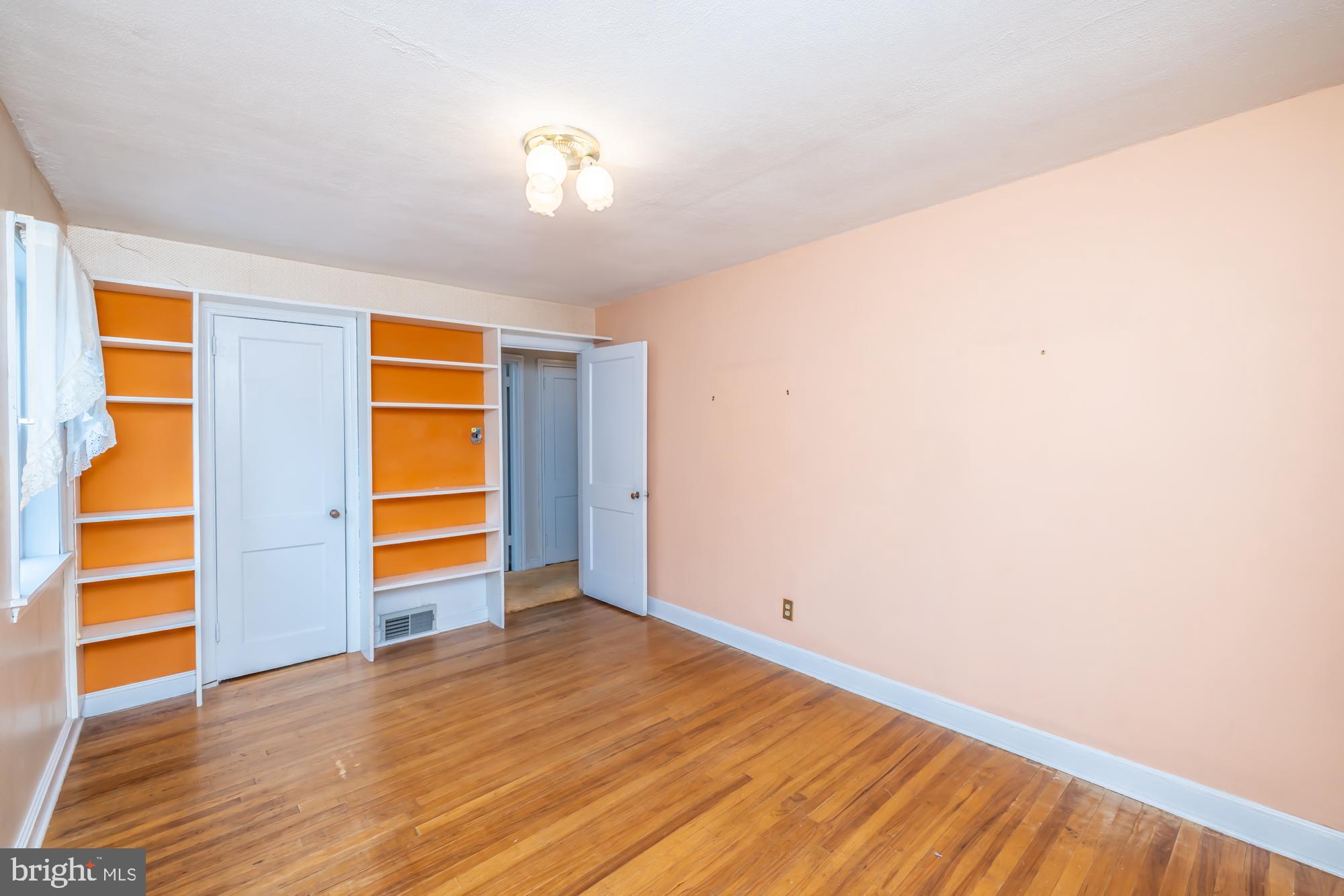 156 Flintlock Road Drexel Hill, PA 19026 - Photo 32 of 37 Gallery Image 32