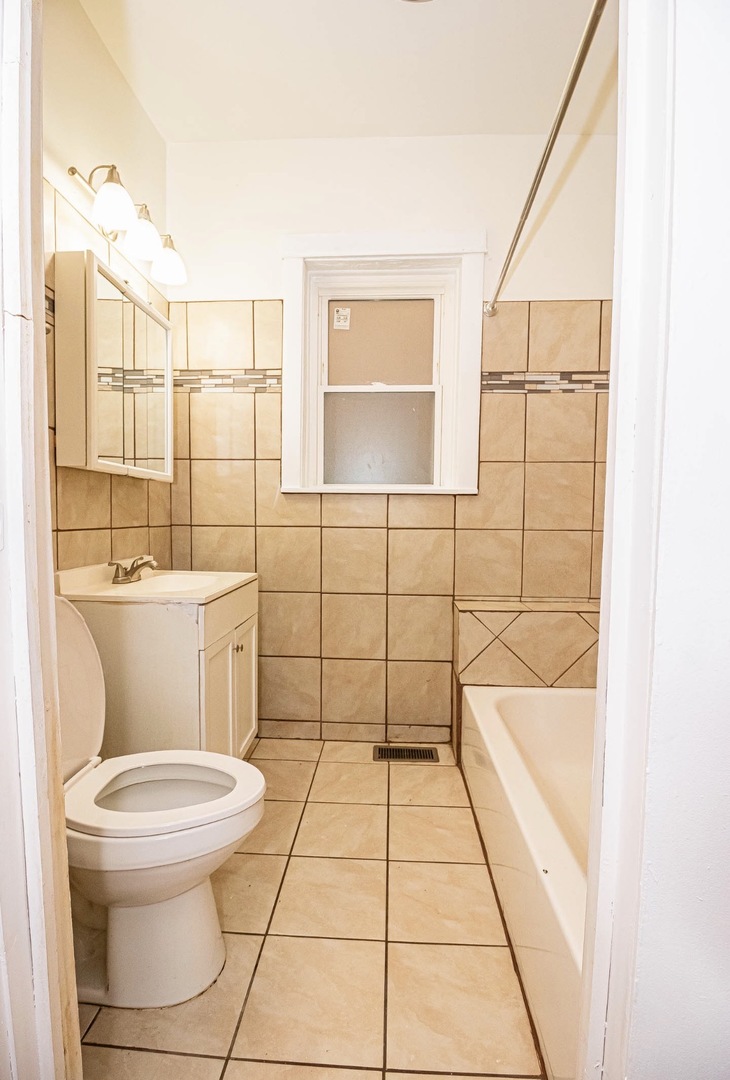 5544 South Carpenter Street Chicago, IL 60621 - Photo 8 of 18