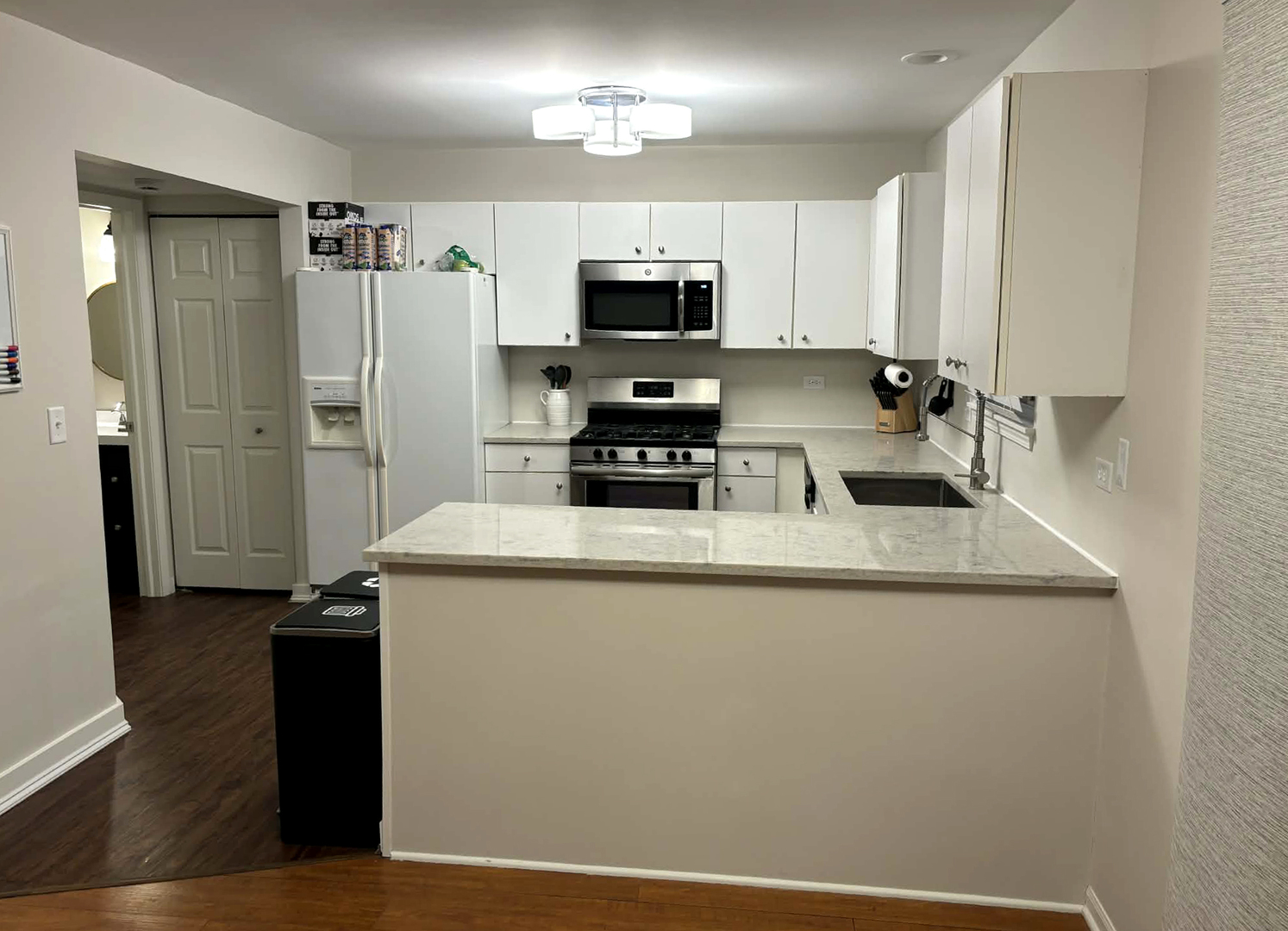 6763 Roanoake Court Gurnee, IL 60031 - Photo 2 of 12