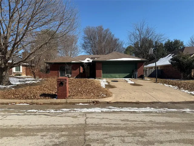 $249,900 | 1228 Windy Meadows Drive, Burleson, TX 76028