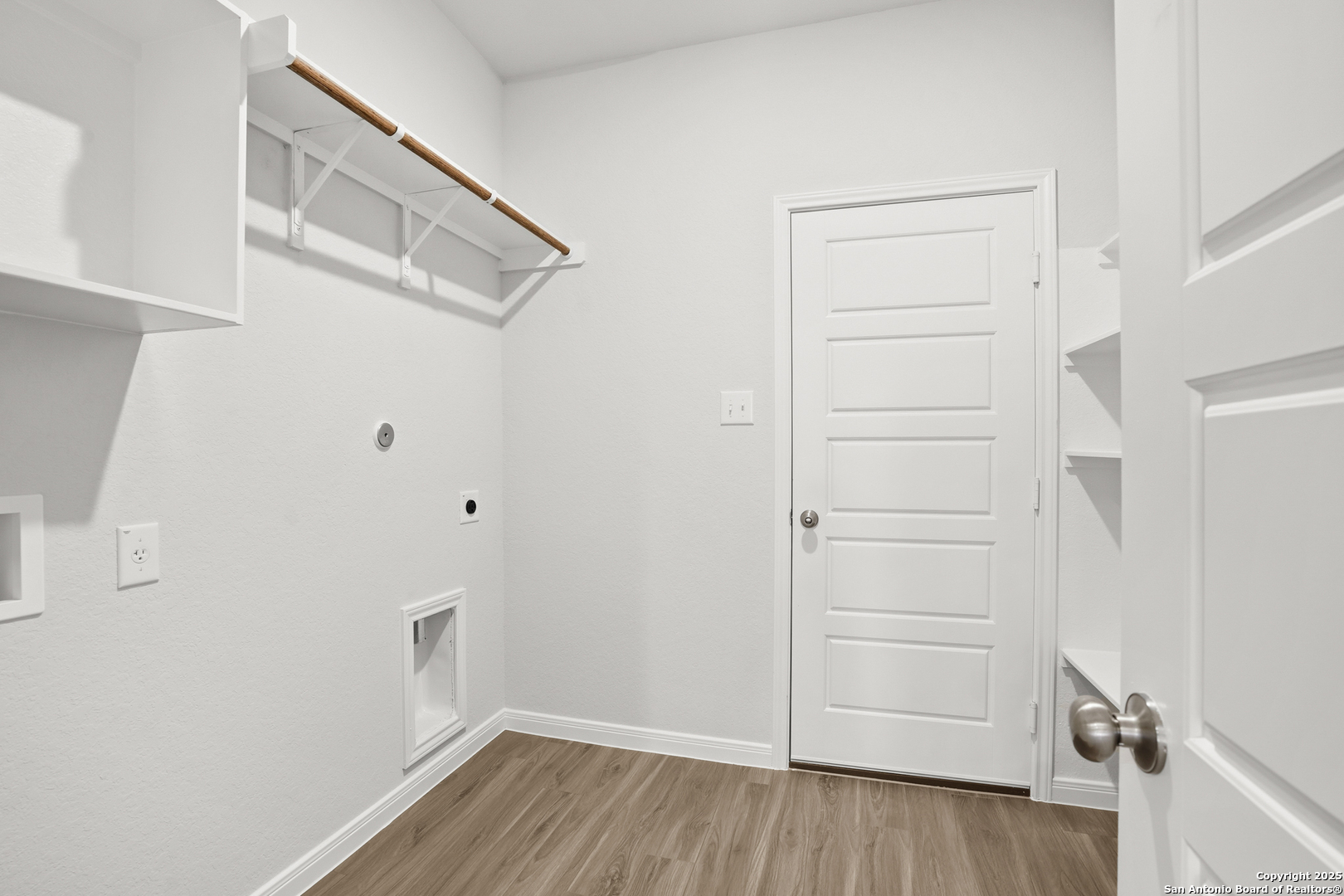 3211 Katzer Lane Converse, TX 78109 - Photo 13 of 28 a view of walk in closet