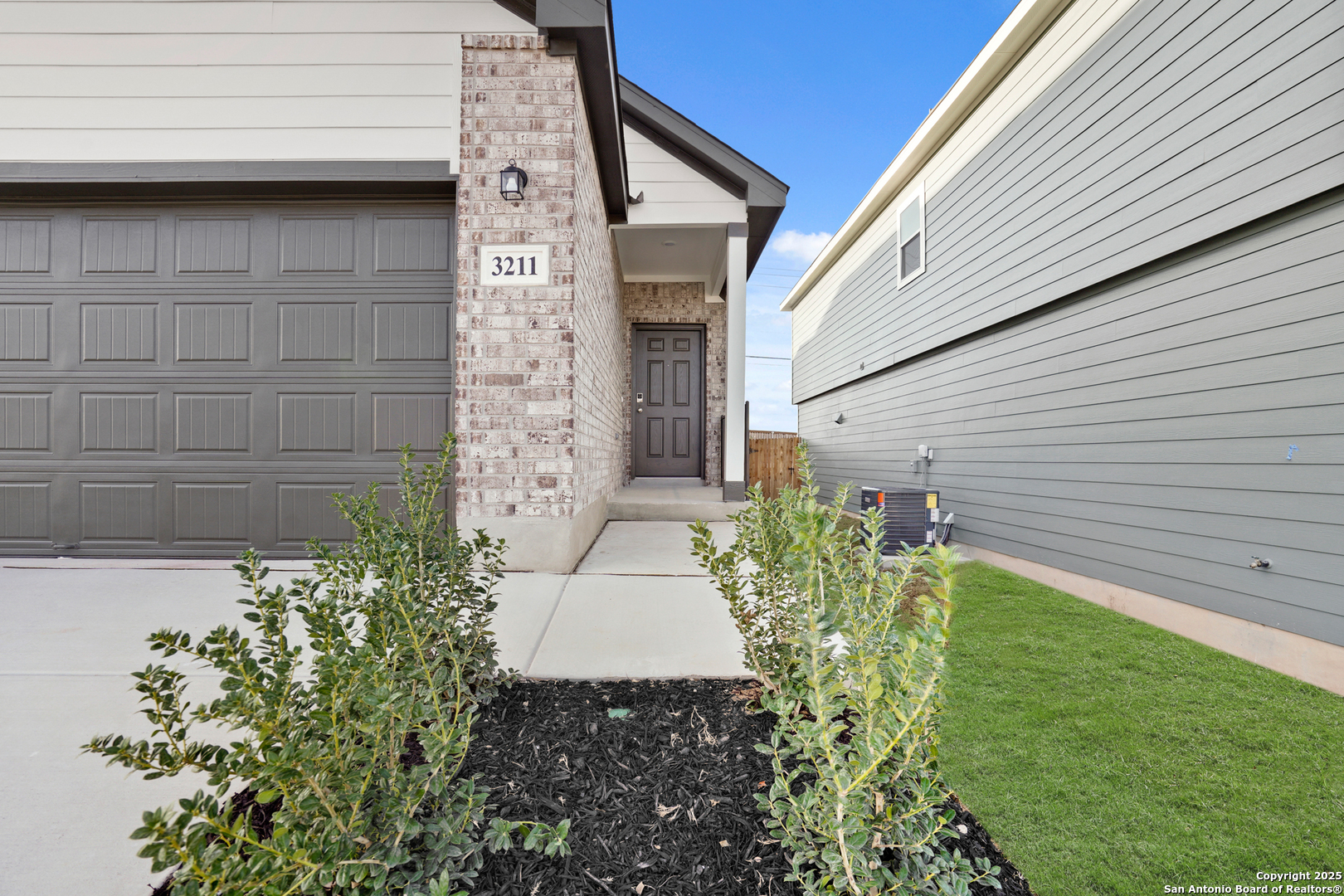3211 Katzer Lane Converse, TX 78109 - Photo 3 of 28 a view of a back yard of the house
