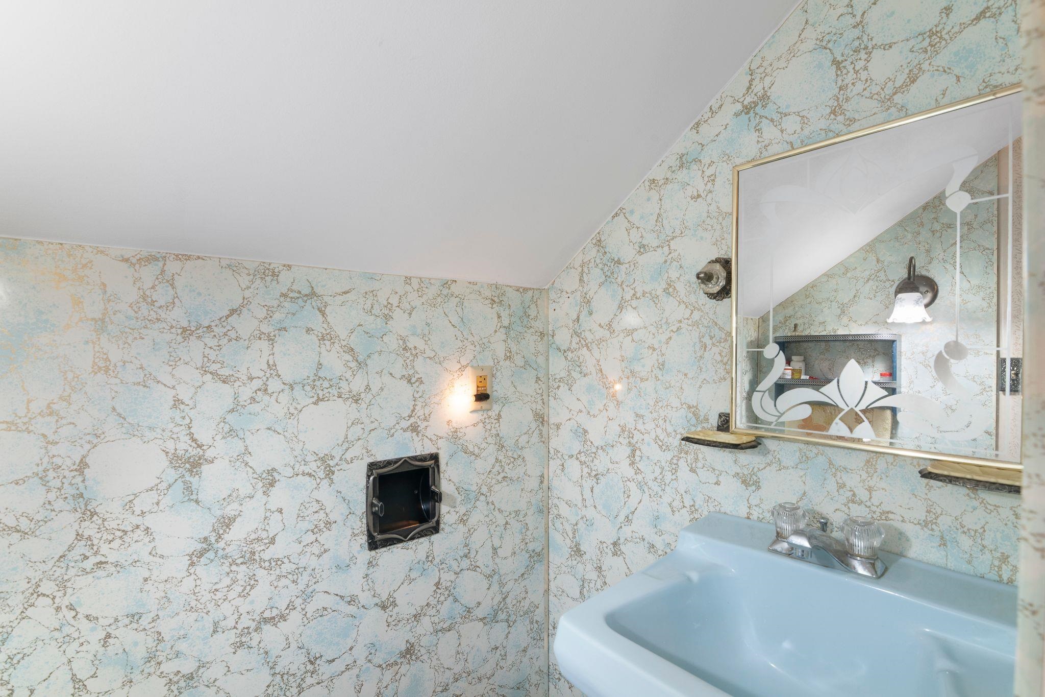 106 Contro Road Chester, VT 05143 - Photo 8 of 14