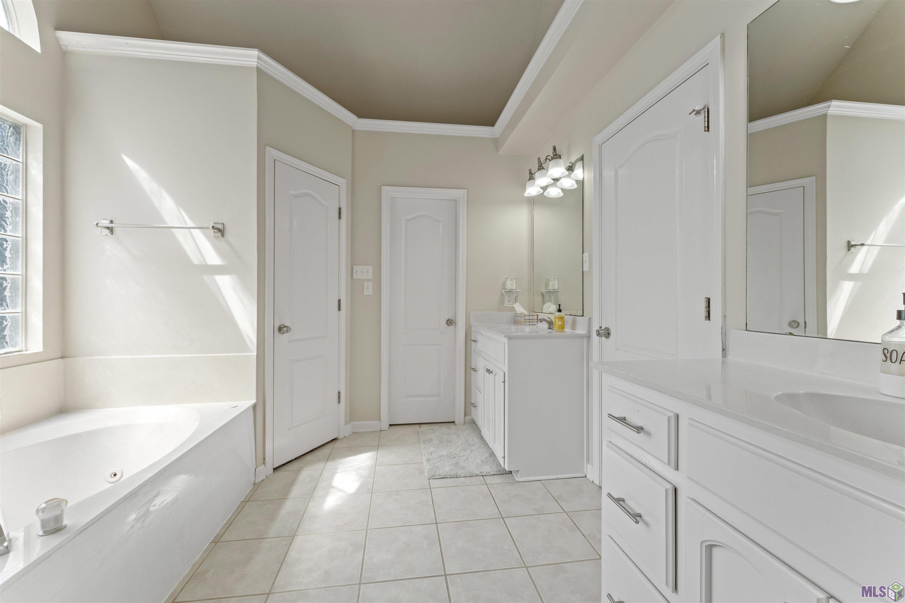 3978 Meadow Ridge Drive Baton Rouge, LA 70817 - Photo 15 of 23 Gallery Image 15