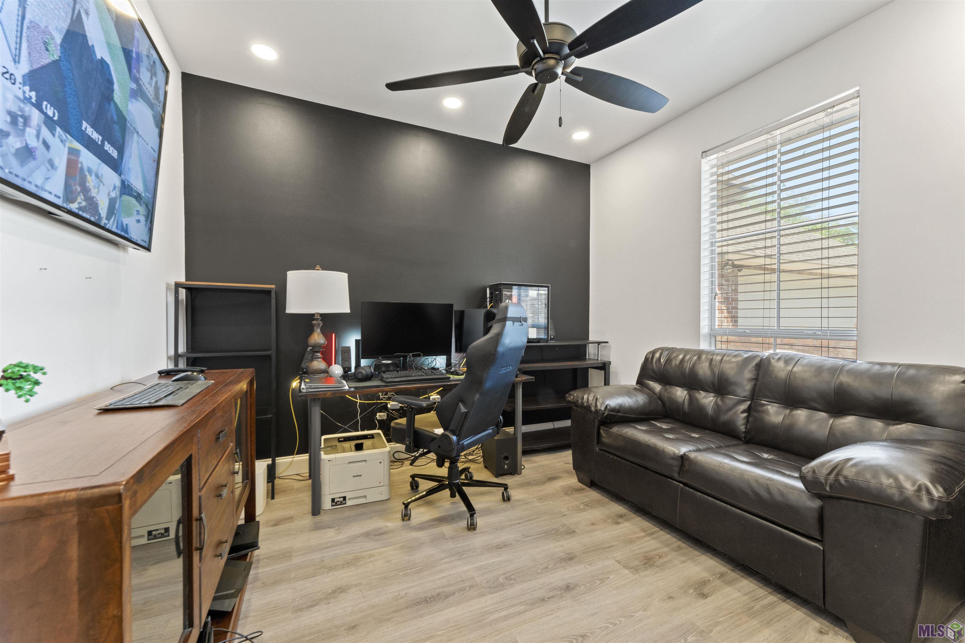 3978 Meadow Ridge Drive Baton Rouge, LA 70817 - Photo 17 of 23 Gallery Image 17