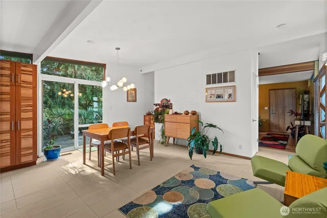 $1,300,000 | 14405 Southeast 14th Street, Bellevue, WA 98007