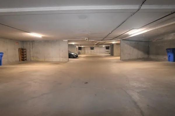 $2,295 | 88 Charles Street, Unit 1, Waltham, MA 02453