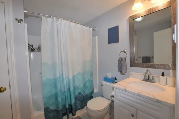 $2,295 | 88 Charles Street, Unit 1, Waltham, MA 02453