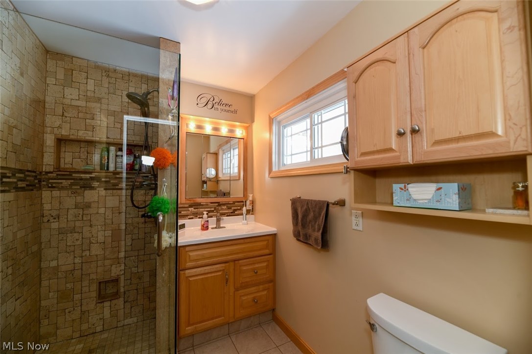 4475 Lynn Road Ravenna, OH 44266 - Photo 18 of 34 Gallery Image 18