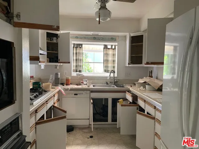 $1,290,000 | 2055 Avenida Aprenda, Rancho Palos Verdes, CA 90275