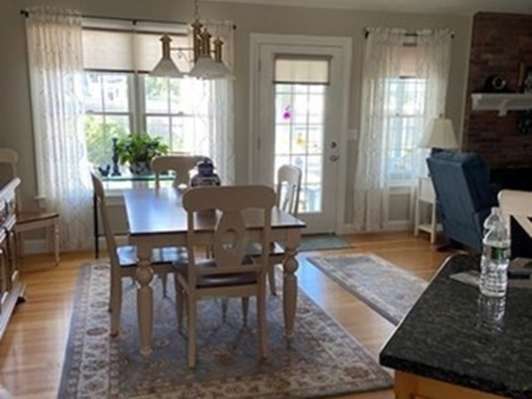 8 Tyringham Road Seekonk, MA 02771 - Photo 12 of 42