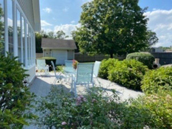 8 Tyringham Road Seekonk, MA 02771 - Photo 33 of 42