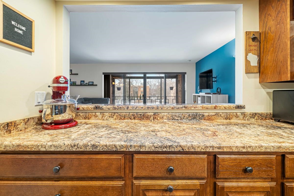 6302 Mineral Point Road, Unit 304 Madison, WI 53705 - Photo 5 of 34