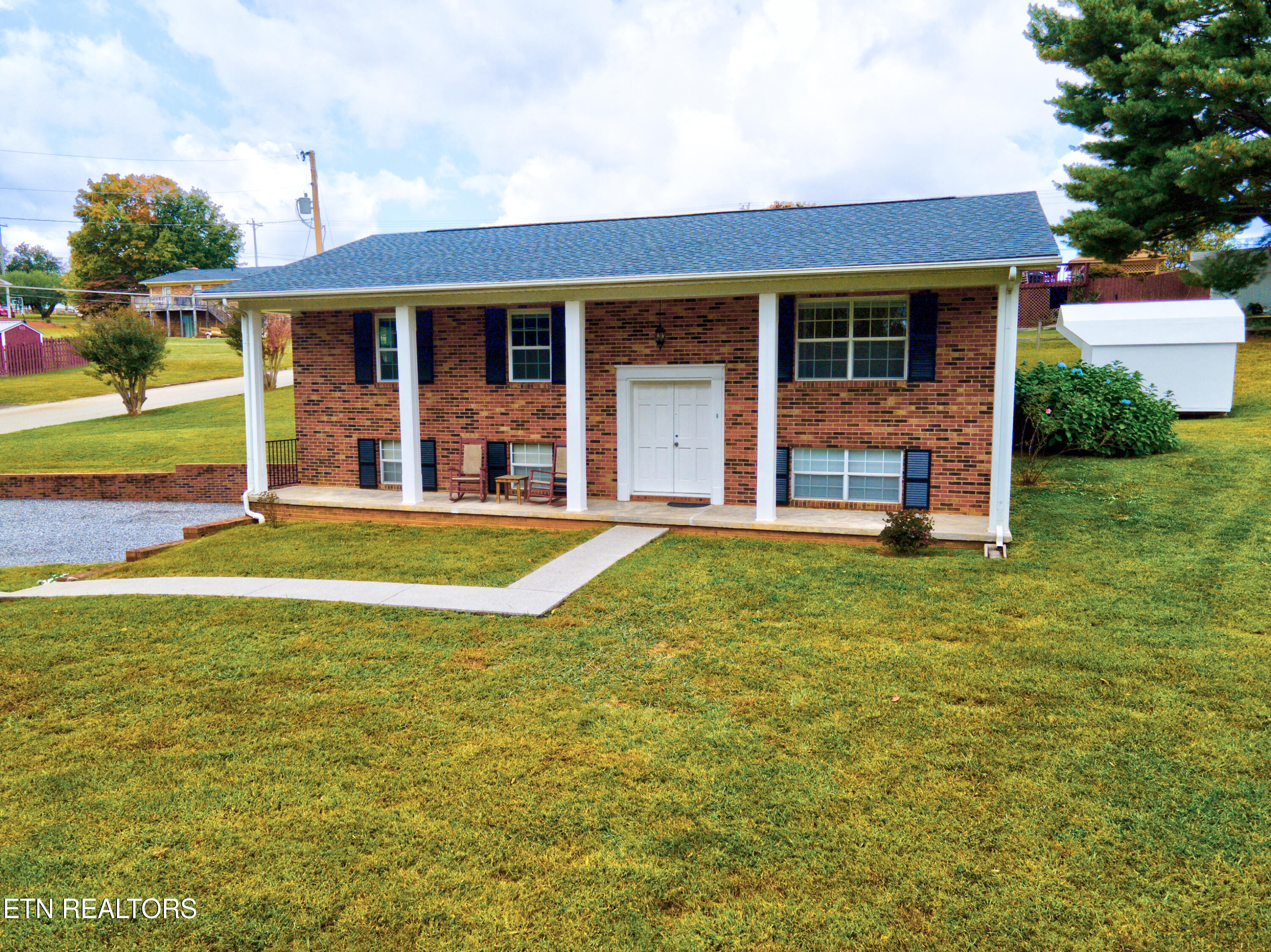 2935 Rambling Road Maryville, TN 37801 - Photo 3 of 40 2935RamblingRd002