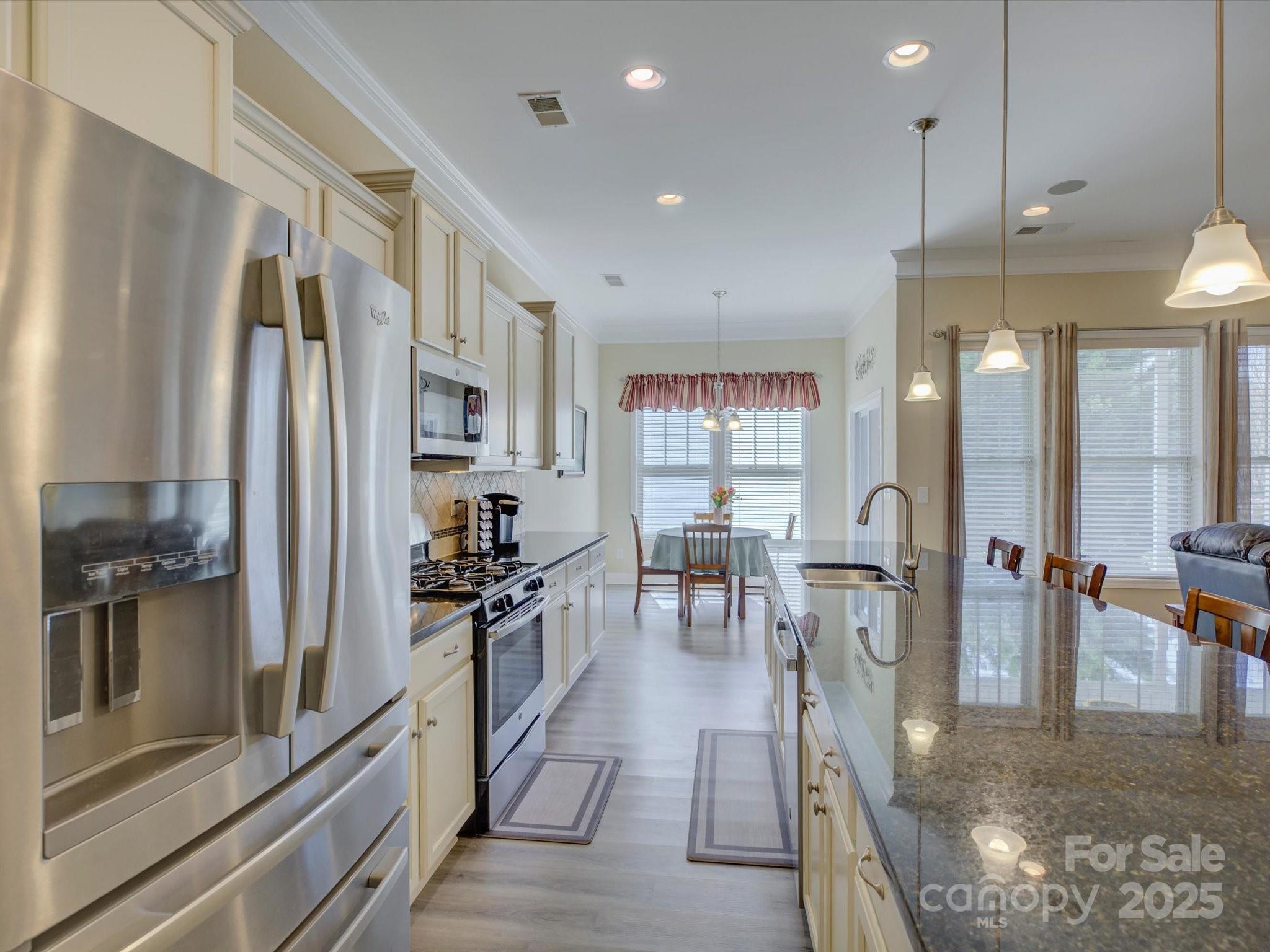 7441 Hamilton Bridge Road Charlotte, NC 28278 - Photo 15 of 47 Gallery Image 15