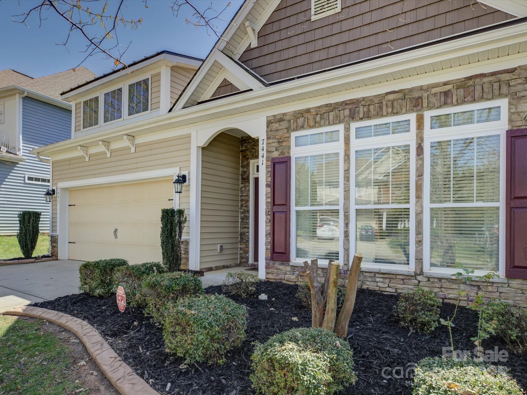 7441 Hamilton Bridge Road Charlotte, NC 28278 - Photo 3 of 47 Gallery Image 3