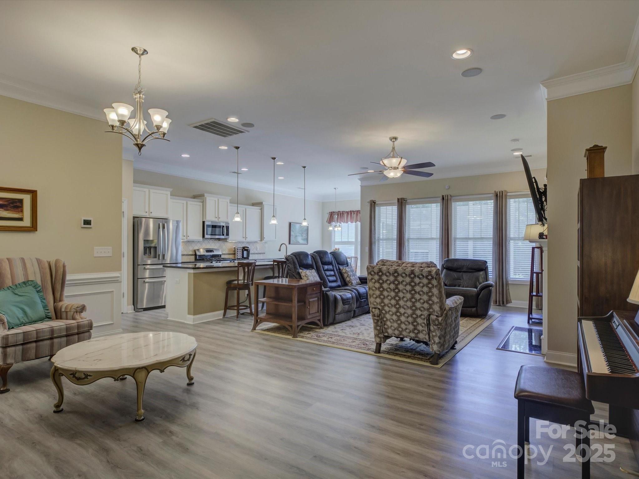 7441 Hamilton Bridge Road Charlotte, NC 28278 - Photo 6 of 47 Gallery Image 6
