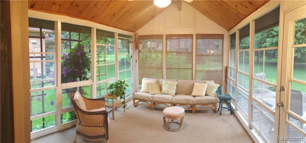 553 Sunlight Drive Rochester Hills, MI 48309 - Photo 12 of 28