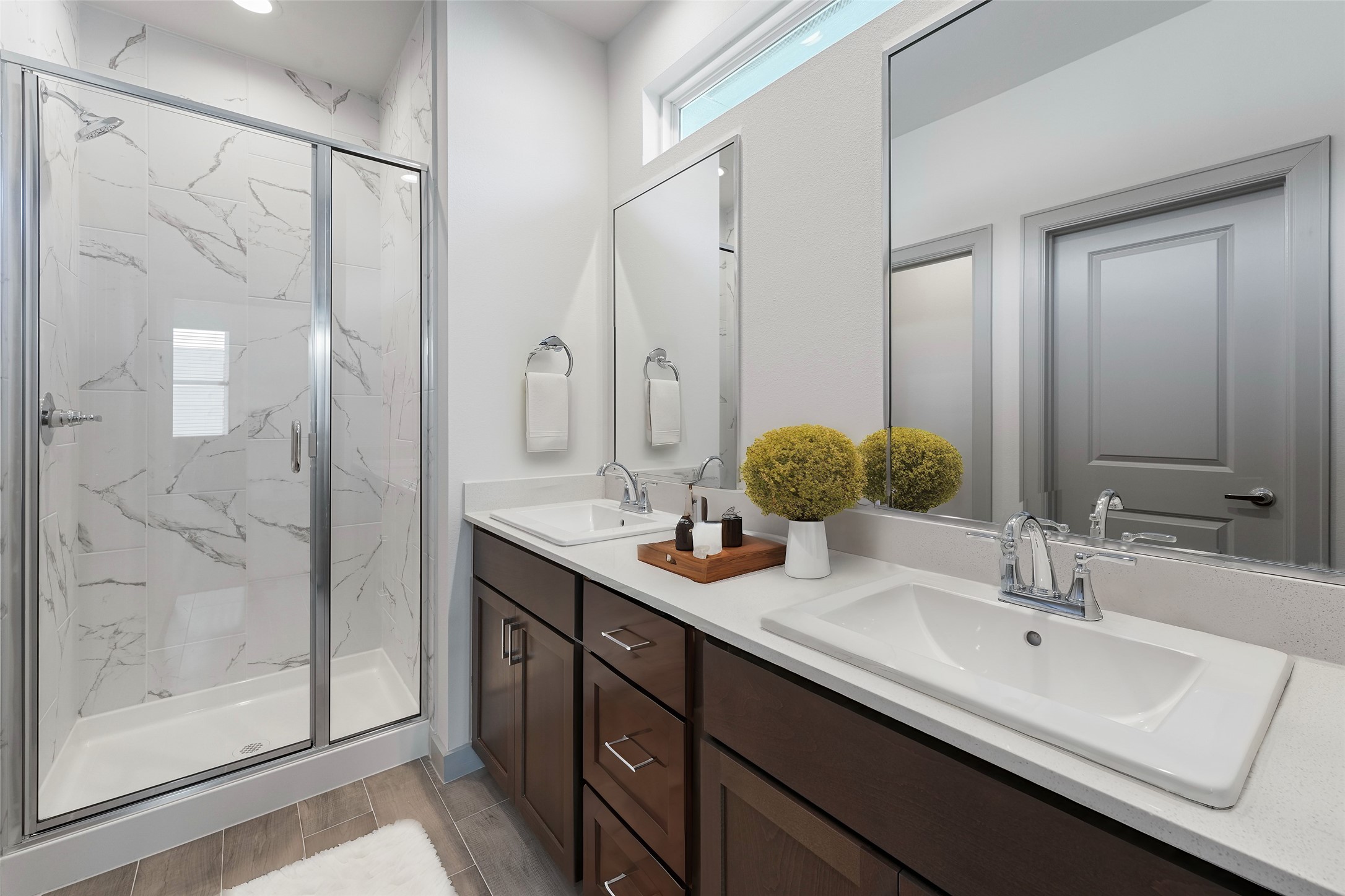 46 Dipping Lane Houston, TX 77076 - Photo 11 of 16 Primary Bathroom