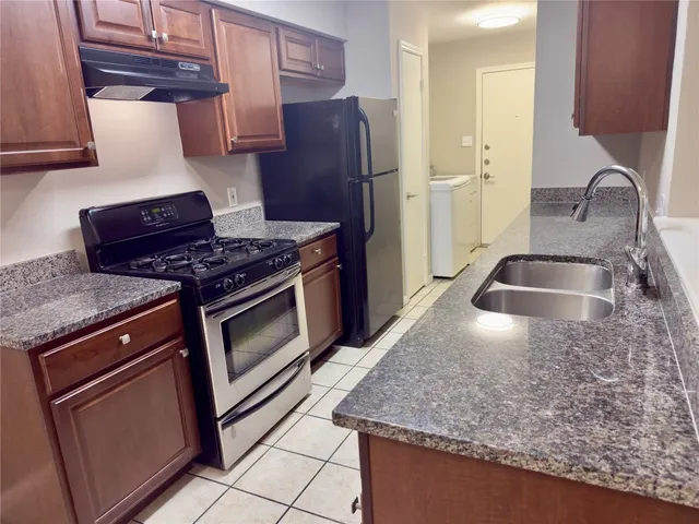 $1,700 | 2012 Margalene Way, Unit B, Austin, TX 78728