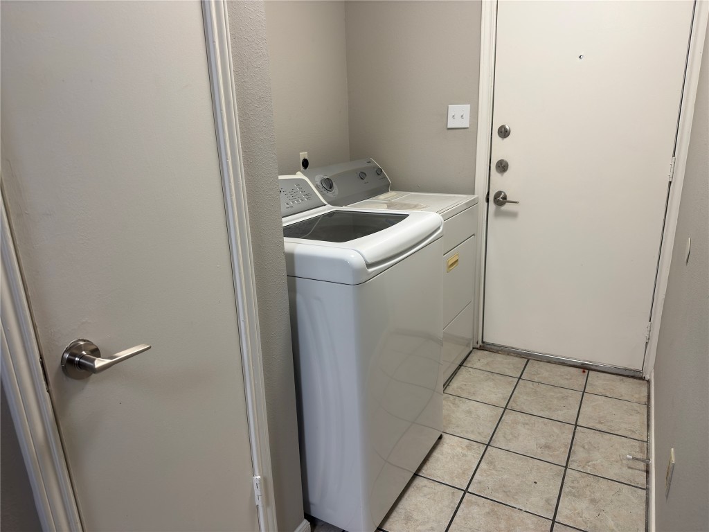 2012 Margalene Way, Unit B Austin, TX 78728 - Photo 10 of 14 a bathroom with a sink toilet and shower