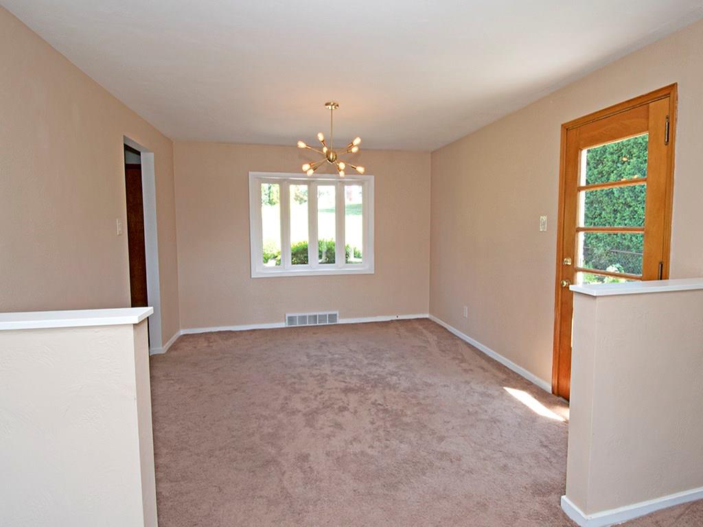 4462 Brownsville Road Pittsburgh, PA 15236 - Photo 4 of 17 Gallery Image 4