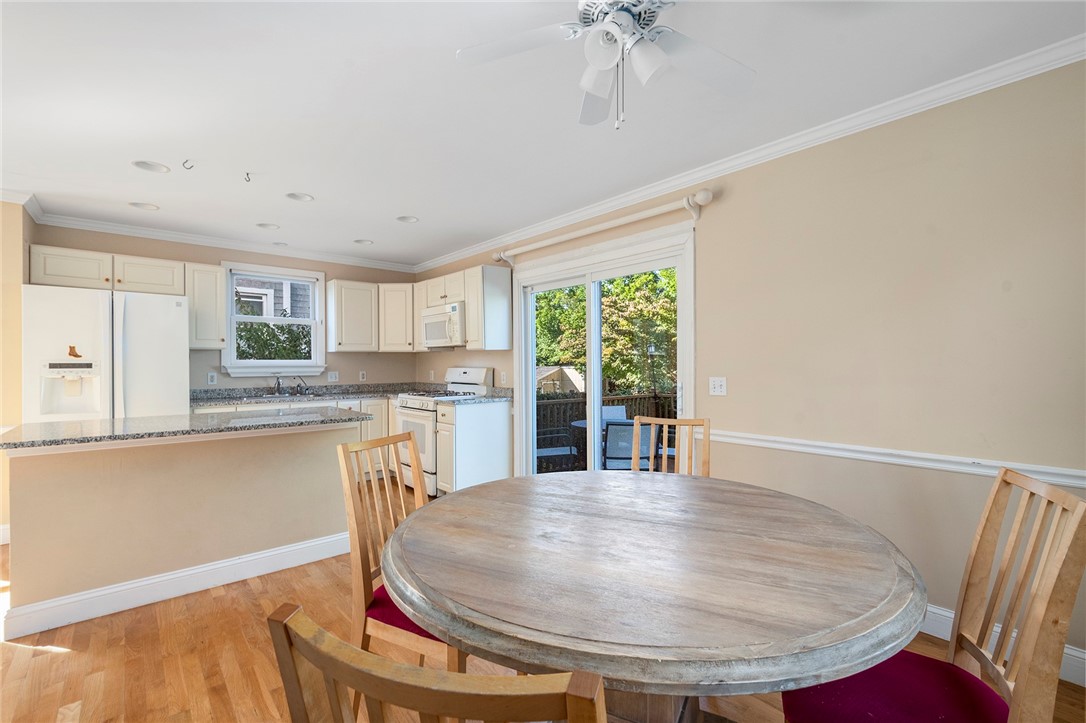 202 Reservoir Road Middletown, RI 02842 - Photo 23 of 50